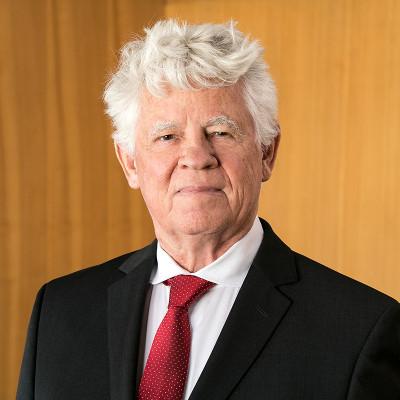 Ragnar Aðalsteinsson, Hæstaréttarlögmaður, ráðgjafi